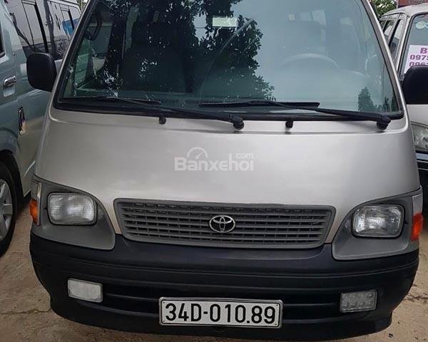 Cần bán lại xe Toyota Hiace sản xuất 2003, giá chỉ 145 triệu