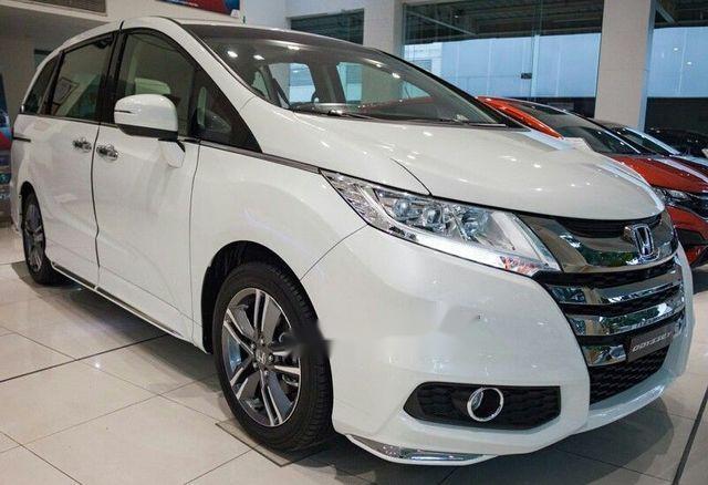 Cần bán Honda Odyssey năm 2018, màu trắng, xe nhập, giá tốt