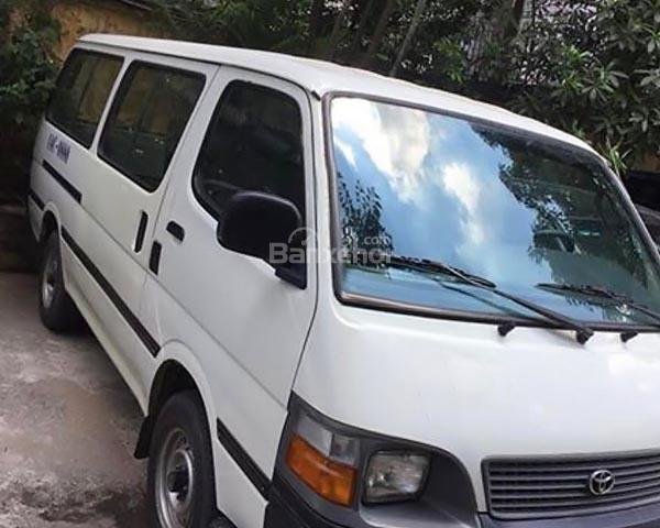 Bán Toyota Hiace 2.0 năm sản xuất 1999, màu trắng, giá chỉ 48 triệu