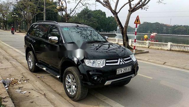 Cần bán Mitsubishi Pajero năm 2016, màu đen chính chủ, 735tr