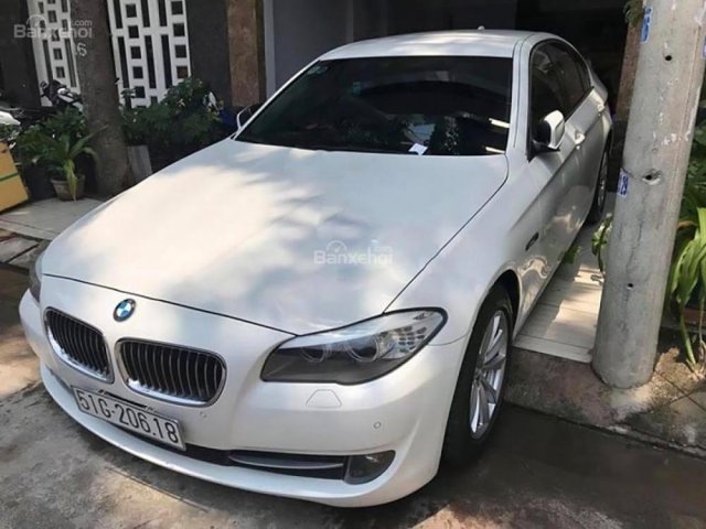 Cần bán lại xe BMW 5 Series 523i 2.5L 2010, màu trắng, xe nhập