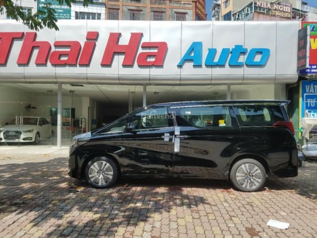 Bán Toyota Alphard sản xuất 2018, màu đen, xe nhập