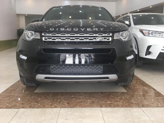 Cần bán gấp LandRover Discovery sản xuất 2014, màu đen, nhập khẩu nguyên chiếc