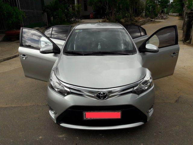 Cần bán xe Toyota Vios G đời 2015, màu bạc như mới, giá 488tr