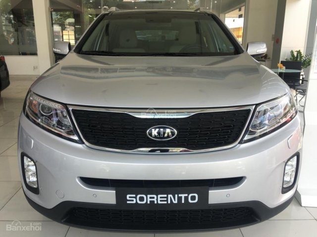 Bán Sorento 2018 máy dầu bản full tiện nghi. Giao xe ngay