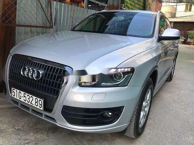 Bán Audi Q5 2.0 Quattro đời 2010, màu bạc, nhập khẩu 