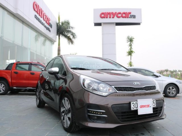 Cần bán xe Kia Rio 1.4AT sản xuất 2015, màu nâu, nhập khẩu, giá tốt