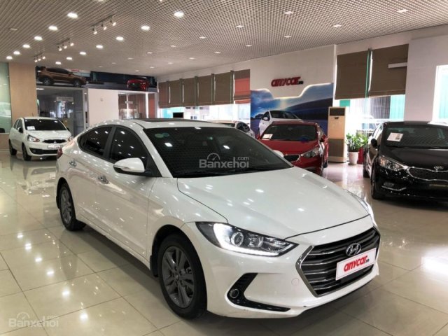 Bán Hyundai Elantra 1.6AT đời 2017, màu trắng, 624 triệu