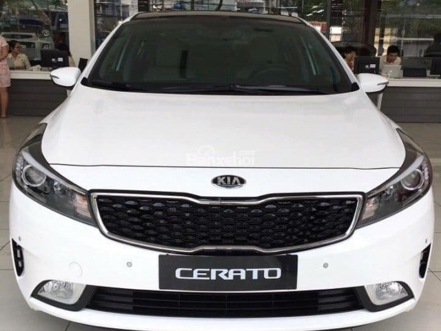 Bán xe Cerato 1.6AT số tự động 2018, chỉ 118tr nhận xe ngay, hỗ trợ vay lãi suất thấp - LH: 01695.383.514