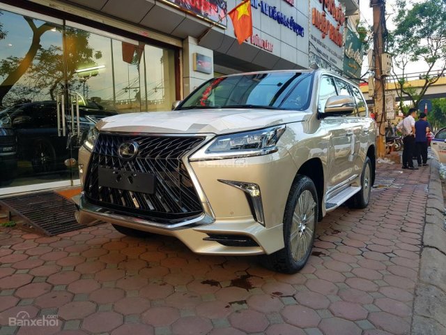 Bán xe Lexus LX Super Sport sản xuất 2020, màu vàng cát, nhập khẩu nguyên chiếc