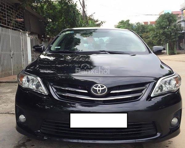 Cần bán Toyota Corolla Altis 1.8G MT năm 2012, màu đen số sàn, giá 510tr