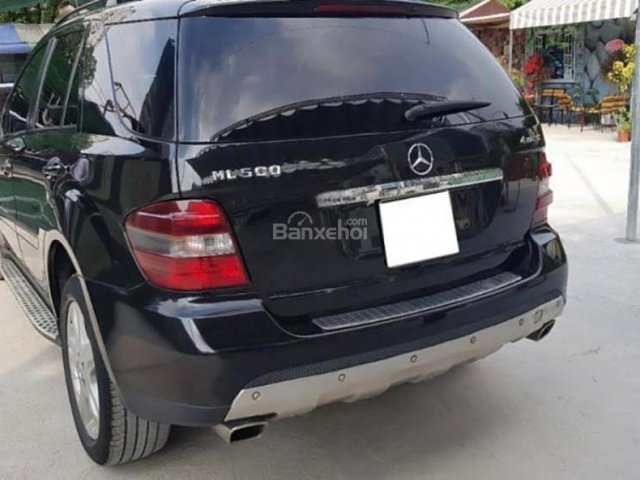 Bán Mercedes ML350 sản xuất năm 2007, màu đen, xe nhập