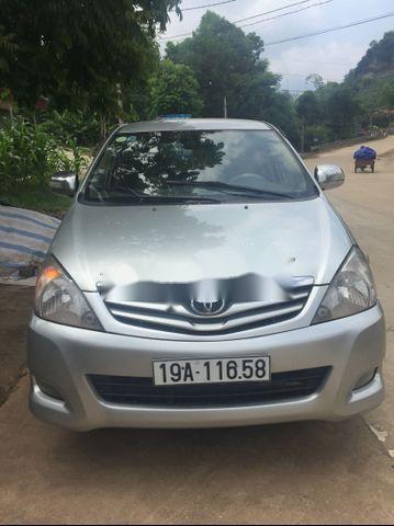 Bán Toyota Innova năm sản xuất 2009, màu bạc