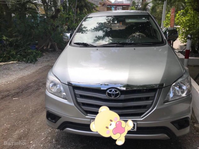 Cần bán Toyota Innova 2014, màu bạc, SX 2014