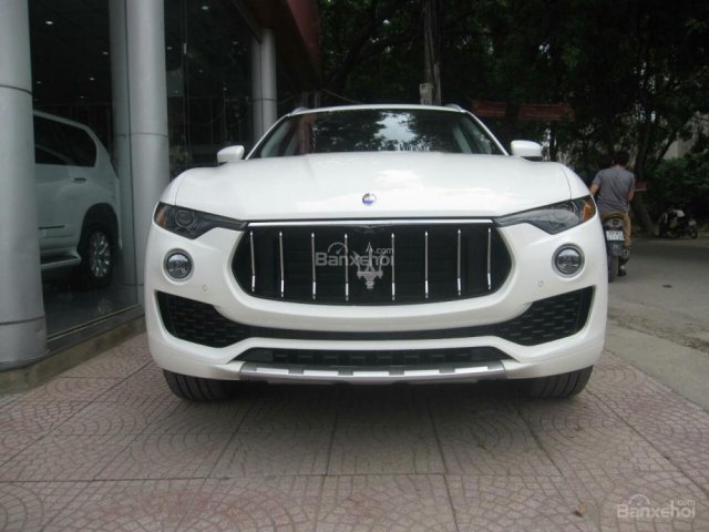 Bán ô tô Maserati Levante năm sản xuất 2018, màu trắng, nhập khẩu nguyên chiếc0