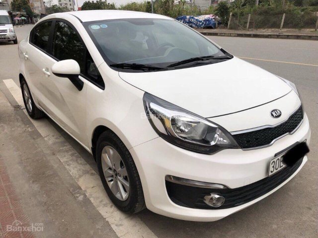 Cần bán gấp Kia Rio sản xuất 2016, màu trắng, xe nhập chính chủ, giá chỉ 445 triệu