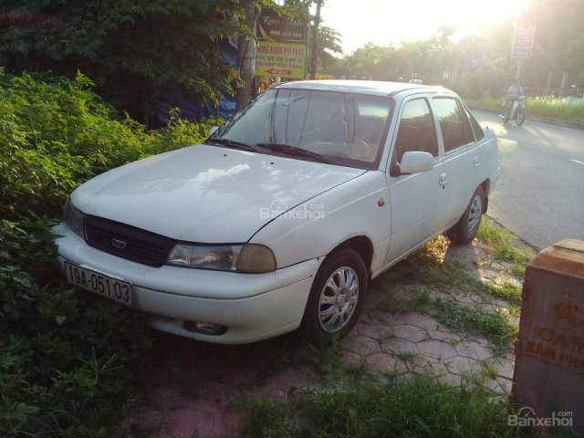 Cần bán lại xe Daewoo Cielo sản xuất năm 1996, màu trắng còn mới