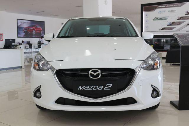 Cần bán xe Mazda 2 2018, màu trắng, giá tốt