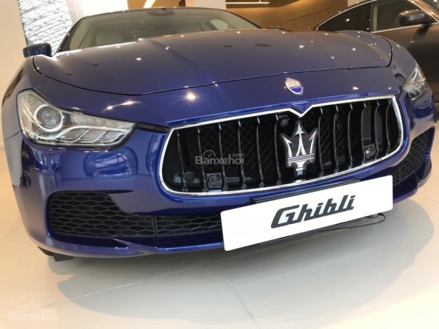 Bán xe Maserati Ghibli chính hãng giá tốt nhất, bán Maserati màu xanh độc, đại lý Maserati chính hãng