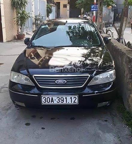 Cần bán lại xe Ford Mondeo năm sản xuất 2003, màu đen, giá 160tr