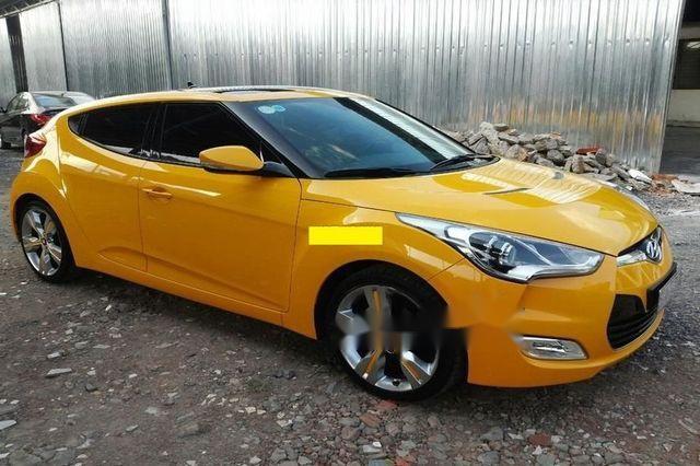 Chính chủ bán lại xe Hyundai Veloster năm sản xuất 2011, màu vàng  