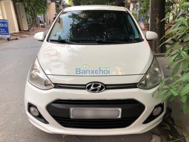 Bán xe Hyundai Grand i10 1.2AT 2016, màu trắng, nhập khẩu   