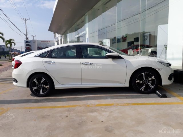 Bán Honda Civic 1.5G VTEC Turbo 2018, giá tốt 831 triệu, nhập khẩu Thái Lan nguyên chiếc - Hotline 0909531119