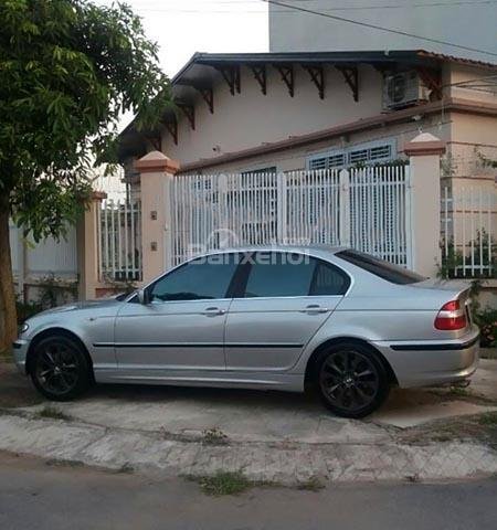 Bán BMW 3 Series 325i đời 2004, màu bạc chính chủ, 235 triệu