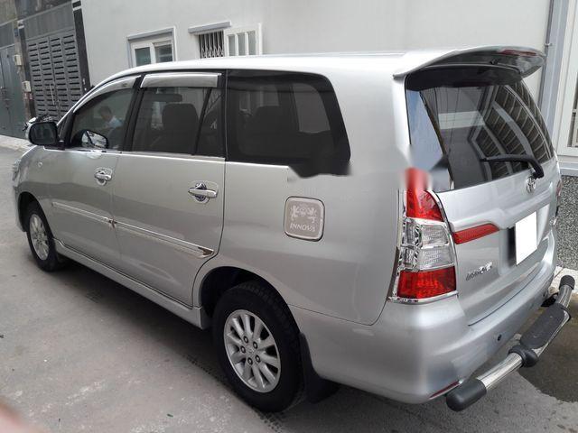 Bán Toyota Innova E 2.0 sản xuất 2014, màu bạc