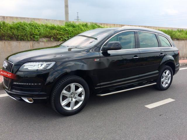 Cần bán gấp Audi Q7 sản xuất năm 2010