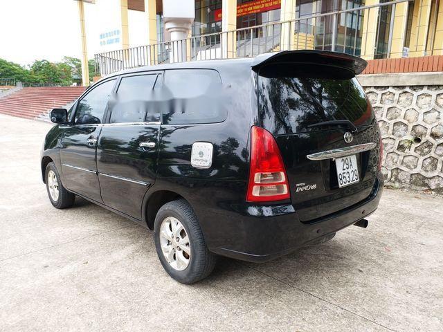 Cần bán gấp Toyota Innova đời 2006, màu đen, 320 triệu