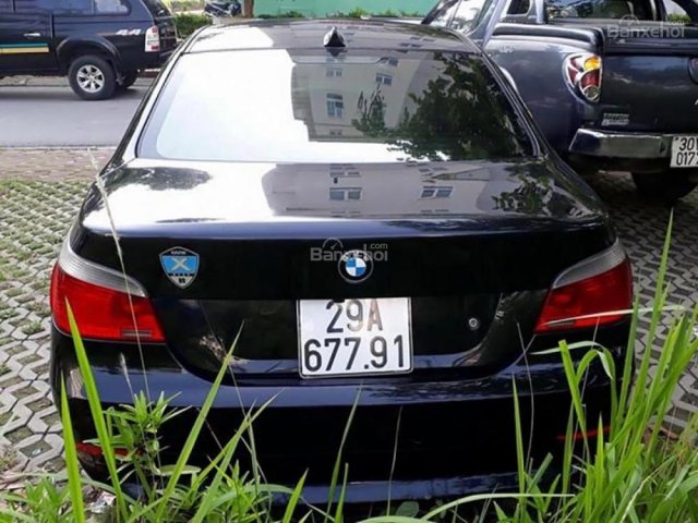 Cần bán lại xe BMW 5 Series 520i đời 2004, màu đen, xe nhập, giá tốt