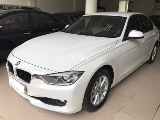 Bán xe BMW 3 Series 320i đời 2015, màu trắng