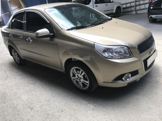 Bán Chevrolet Aveo sản xuất năm 2015, màu vàng 