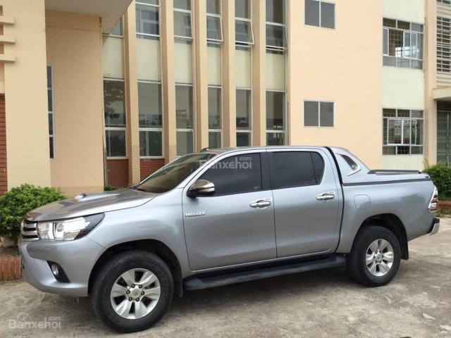 Bán xe Toyota Hilux nhập khẩu 2.8G sản xuất 2016, giá 650tr0