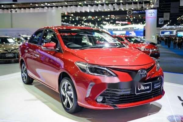 Cần bán lại xe Toyota Vios đời 2018, màu đỏ, giá chỉ 600 triệu