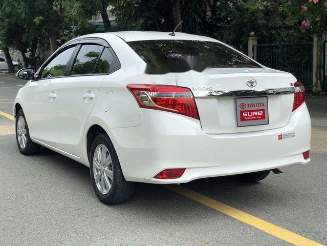 Cần bán xe Toyota Vios G đời 2017, màu trắng  