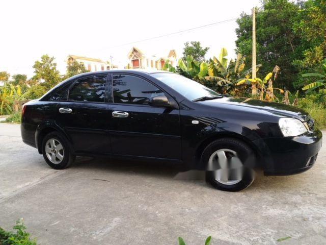 Cần bán xe Daewoo Lacetti năm 2010, màu đen, giá tốt