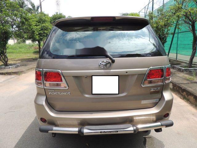 Cần bán gấp Toyota Fortuner 2.7 AT SR5 sản xuất năm 2008, xe nhập, giá tốt