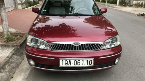 Cần bán xe Ford Laser Deluxe sản xuất 2002 đăng kí lần đầu 2003 