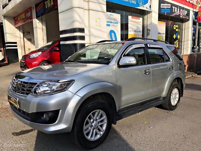 Bán xe Toyota Fortuner đời 2013, màu bạc