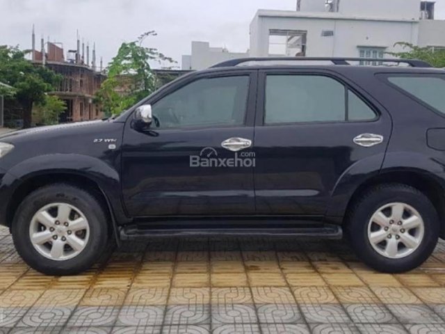 Bán Toyota Fortuner 2.7V 4x4 AT năm 2009, màu đen 