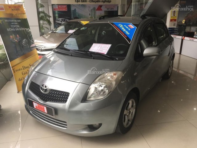 Cần bán xe Toyota Yaris 2008, giá thương lượng lại