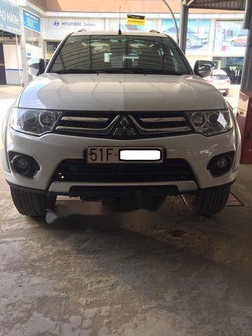 Bán Mitsubishi Pajero đời 2016, màu trắng 