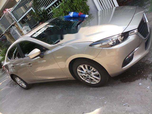 Bán Mazda 3 sản xuất năm 2018, màu vàng cát