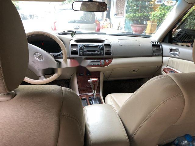 Bán ô tô Toyota Camry đời 2003, màu đen chính chủ, giá 350tr