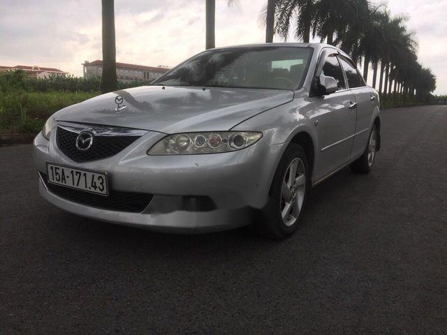 Bán xe Mazda 6 năm sản xuất 2003, màu bạc 