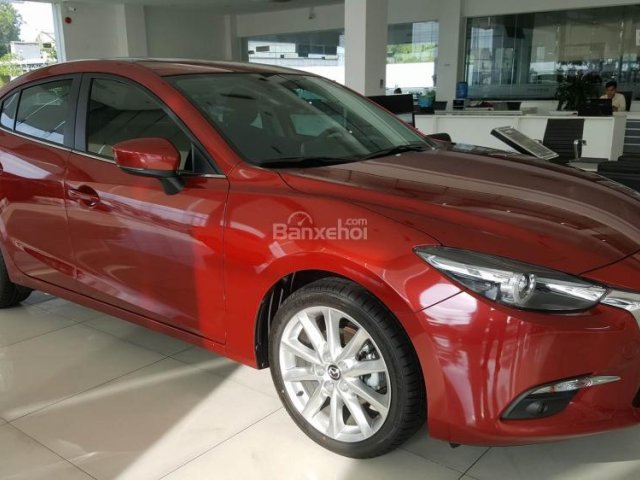 Bán xe Mazda 3 2018, có đủ màu, xe giao ngay - LH: 0938903936