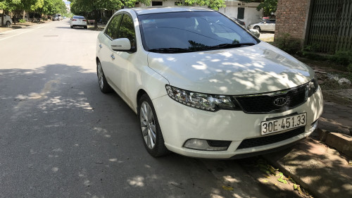 Bán Kia Forte 1.6 AT sản xuất năm 2013, giá tốt