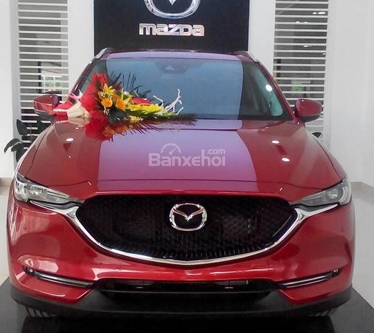 Cần bán xe Mazda CX 5 2.0 năm sản xuất 2018, màu đỏ, 899tr